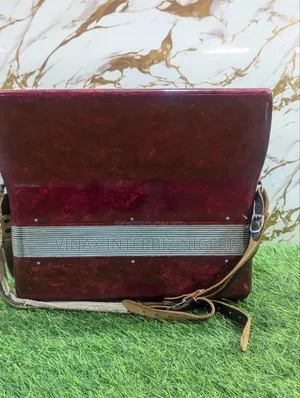 Yamaha Accordion 