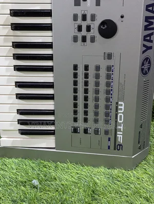 Yamaha Motif 6