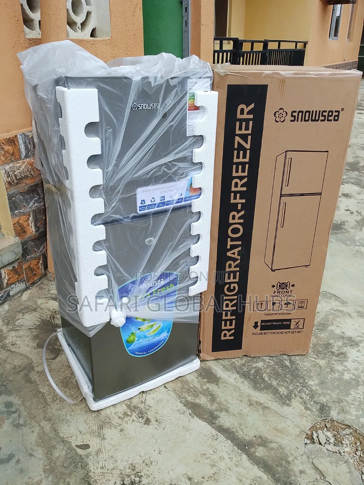Compact Snowsea 120l Double Door Refrigerator