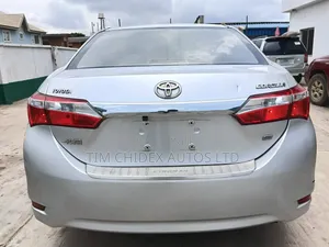Toyota Corolla 2015 Silver