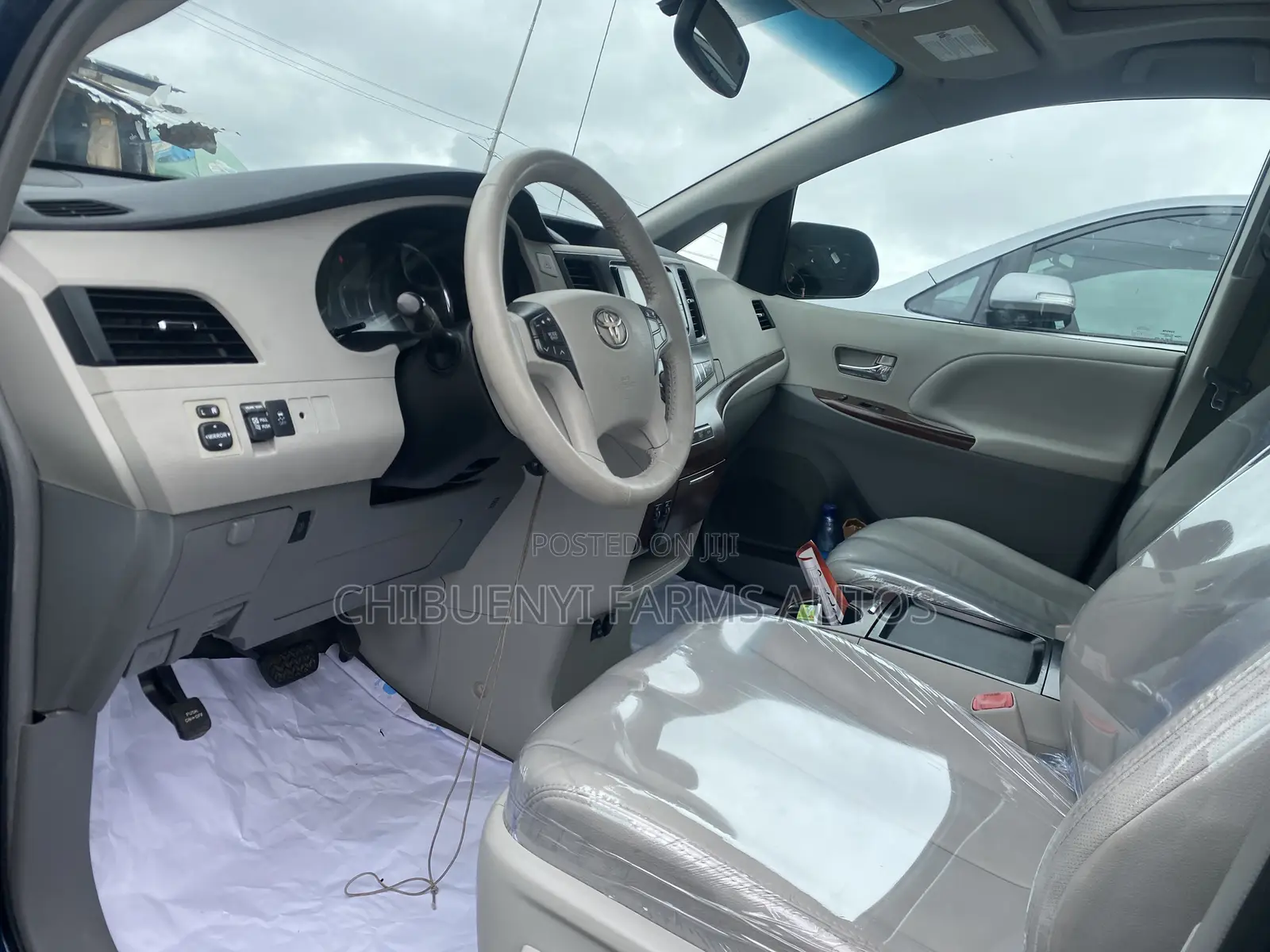 Toyota Sienna 2014 Blue