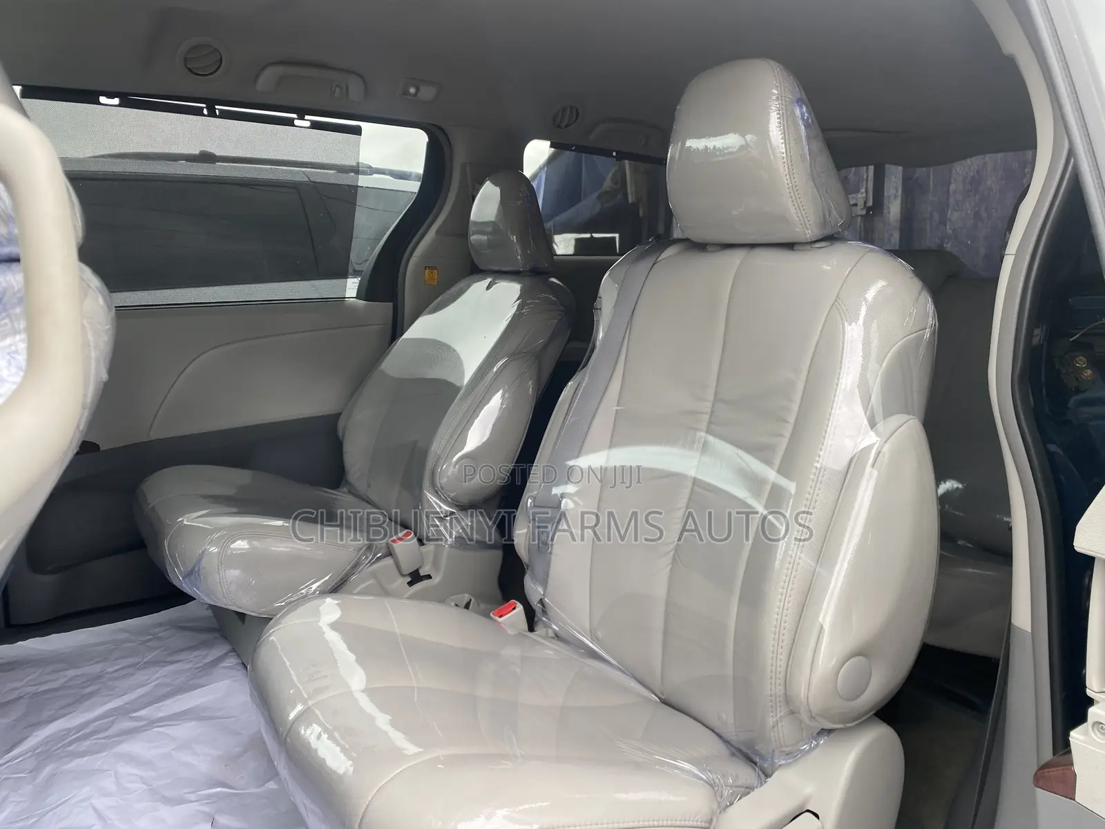 Toyota Sienna 2014 Blue