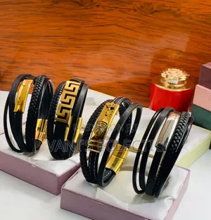 Premium Men's Multi-Layer Leather Bracelets – Gold & Silver Accents