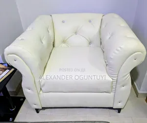 Clean Good Leather Seats