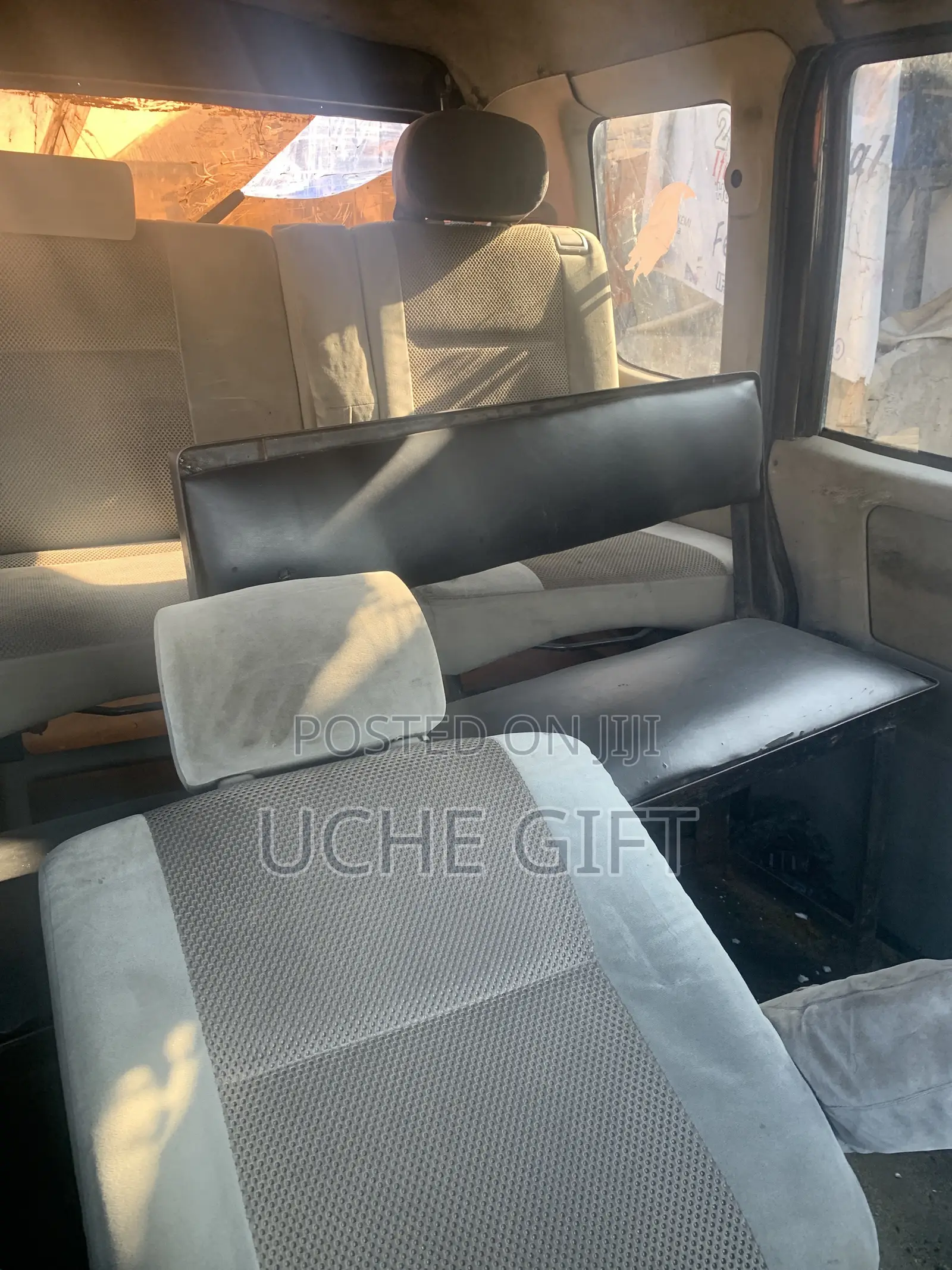 Suzuki APV Minibus 2008 Yellow