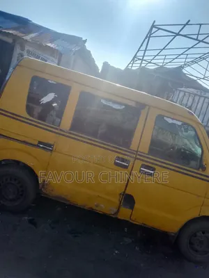 Suzuki APV Minibus 2008 Yellow