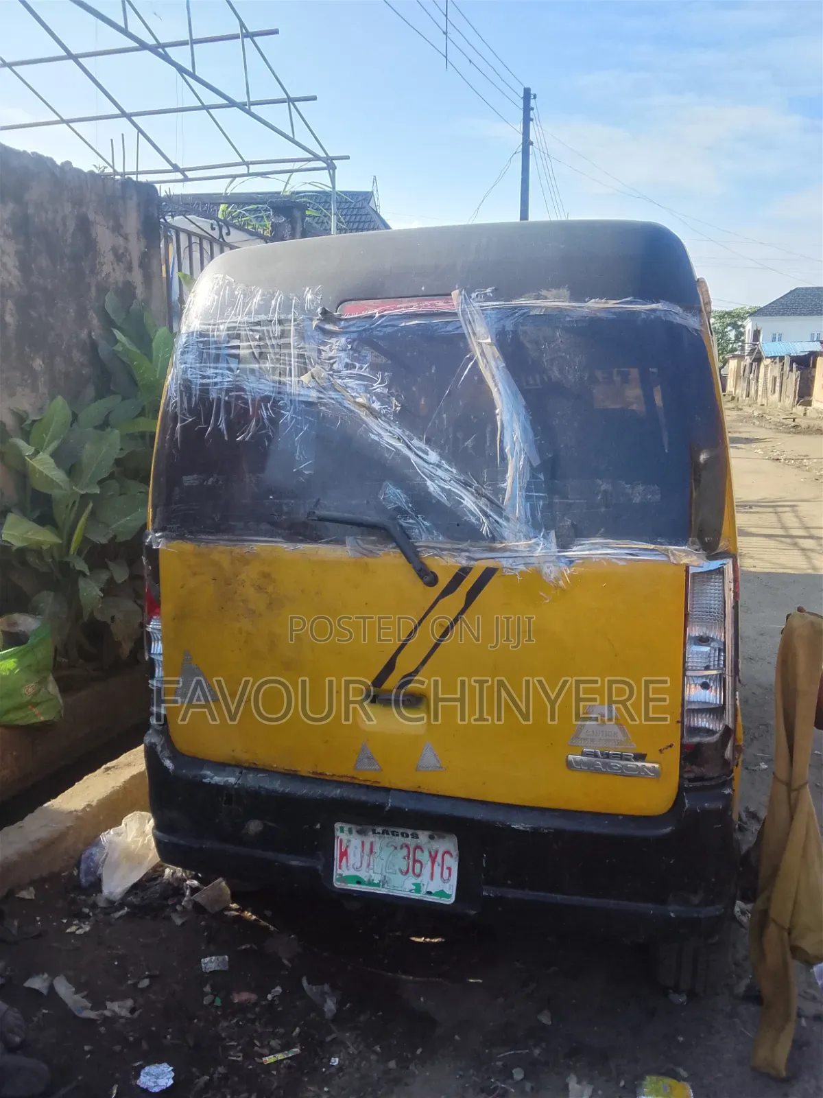 Suzuki APV Minibus 2008 Yellow