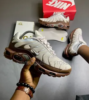 Original Nike Airmax Sneaker (New Design)