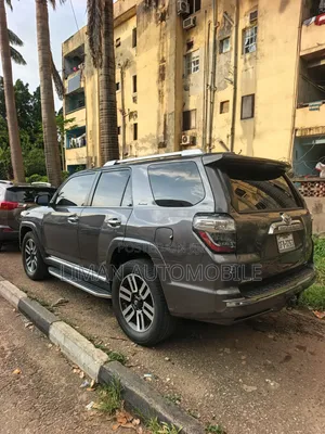 Toyota 4-Runner Limited 4x4 2018 Gray