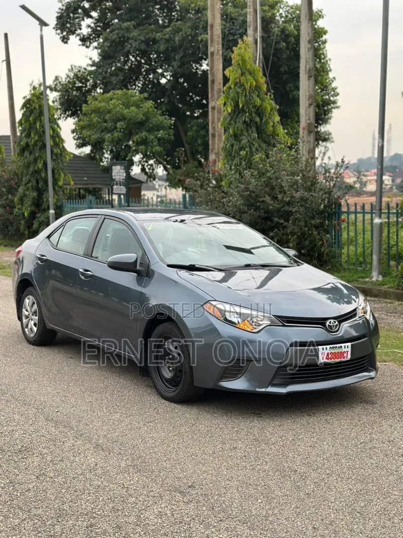 Toyota Corolla 2015 Gray