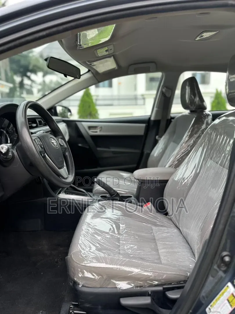 Toyota Corolla 2015 Gray