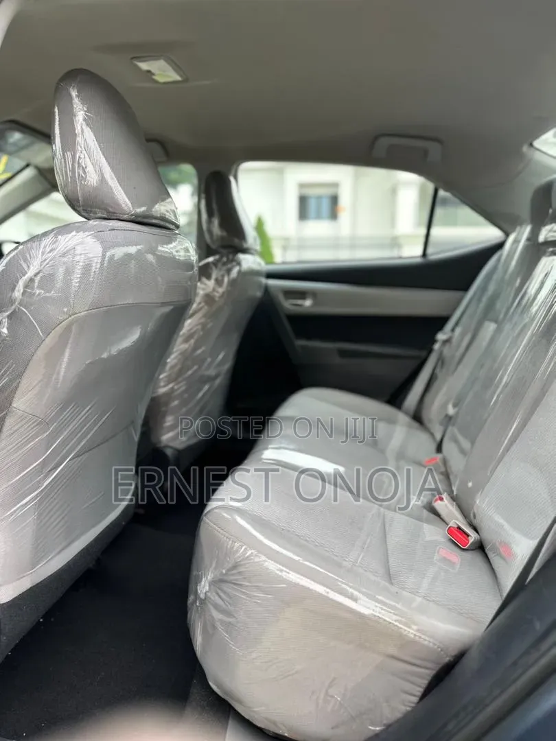 Toyota Corolla 2015 Gray