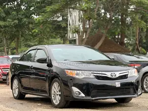 Toyota Camry 2014