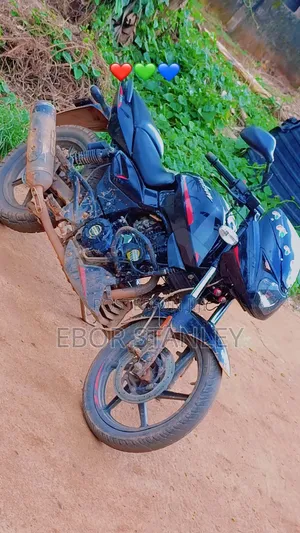 Bajaj Avenger 220 Cruise 2022 Black