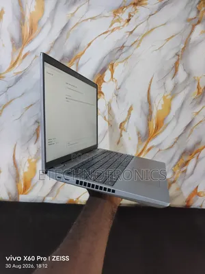 Laptop Dell Precision 3561 16GB Intel Core i5 SSD 512GB