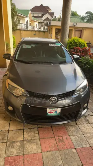 Toyota Corolla S 4dr Sedan (1.8L 4cyl CVT) 2015 Gray