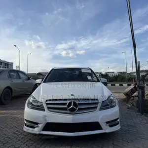Mercedes-Benz C300 2014 White