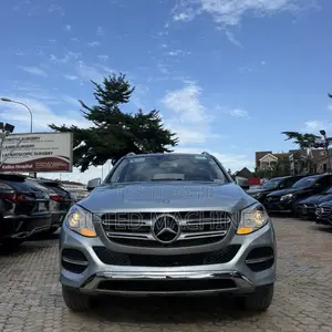 Mercedes-Benz GLE-Class 2017 Blue