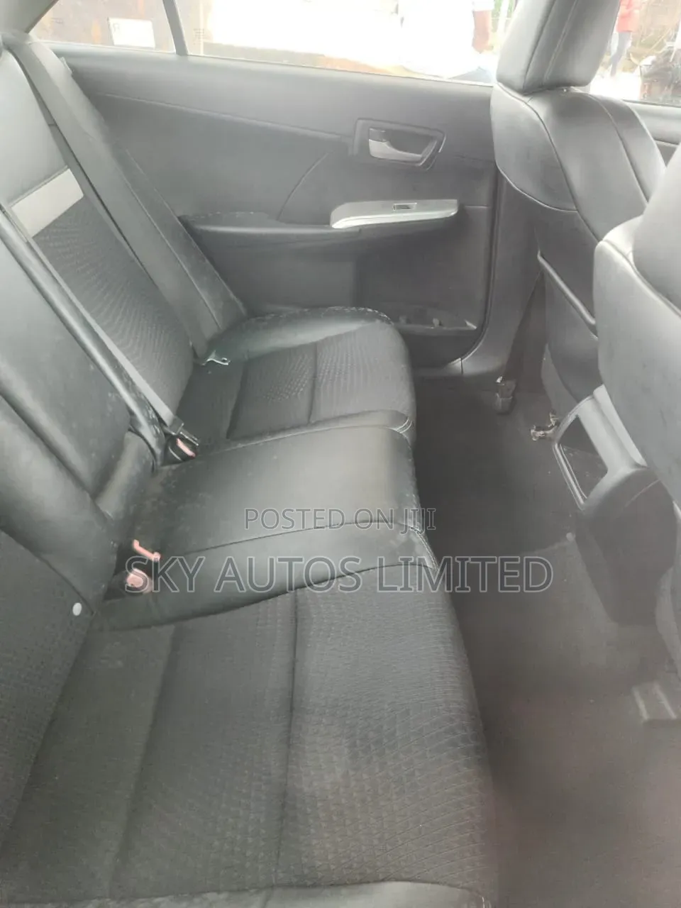 Toyota Camry 2012 Silver