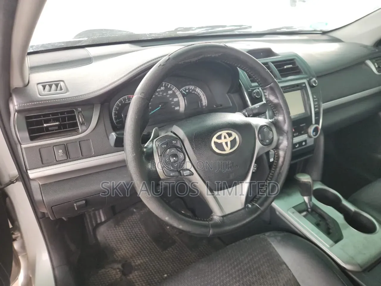 Toyota Camry 2012 Silver