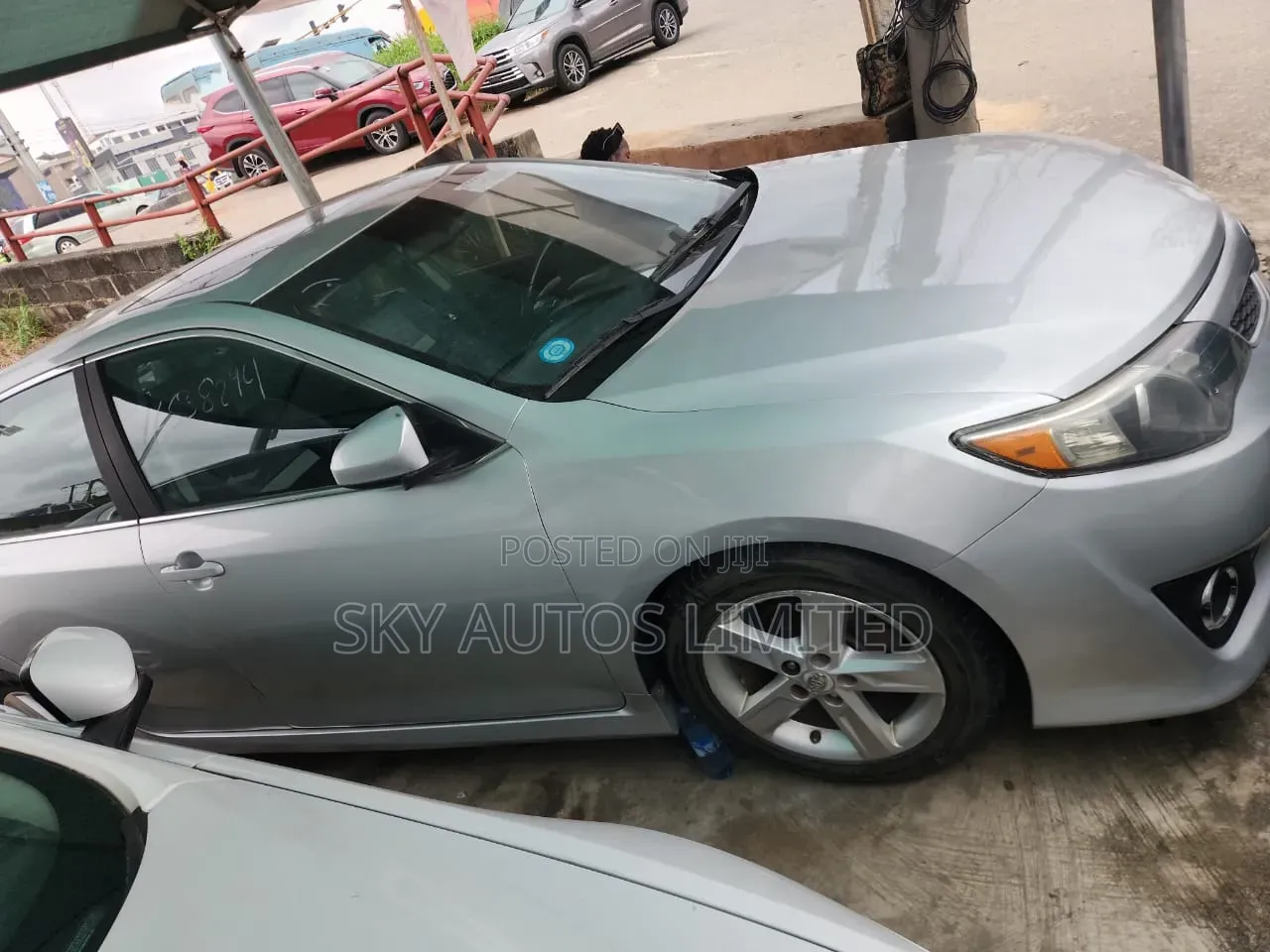 Toyota Camry 2012 Silver