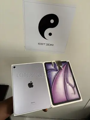 Apple iPad Air (2022) 128 GB Gray