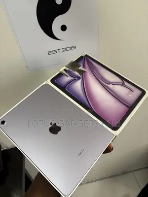 Apple iPad Air (2022) 128 GB Gray
