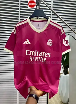 Real Madrid Jerseys — Premium Quality