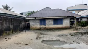 Furnished 7bdrm Bungalow in Akwaka Rumudomaya for sale
