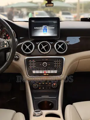 Mercedes-Benz CLA-Class CLA 250 4MATIC Sedan 2017 White