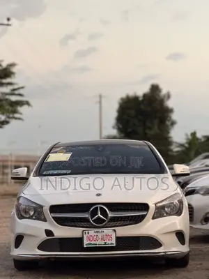 Mercedes-Benz CLA-Class CLA 250 4MATIC Sedan 2017 White