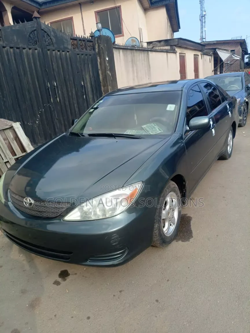 Toyota Camry 2004