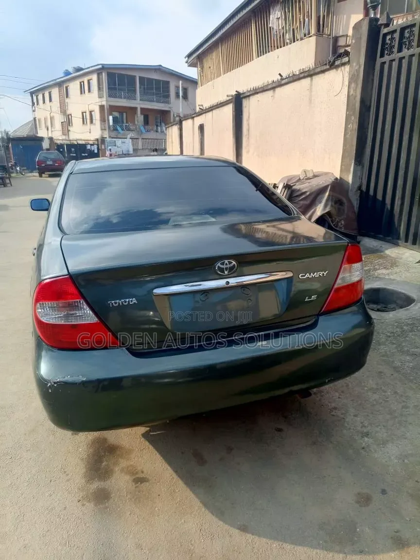 Toyota Camry 2004