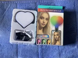 Heart-Shaped Clip-on LED Selfie Light, (Rgb)