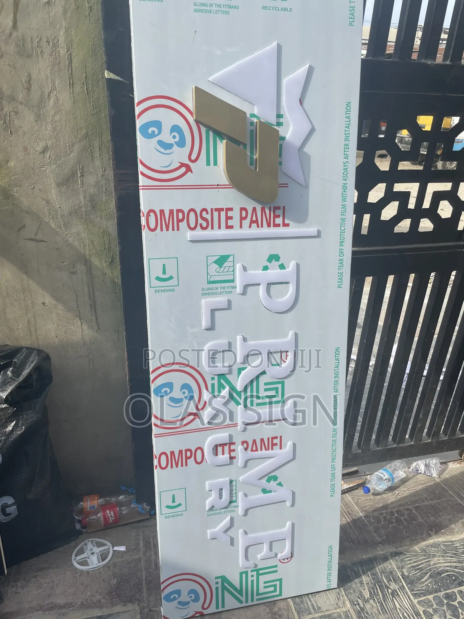 Signage Frame & More
