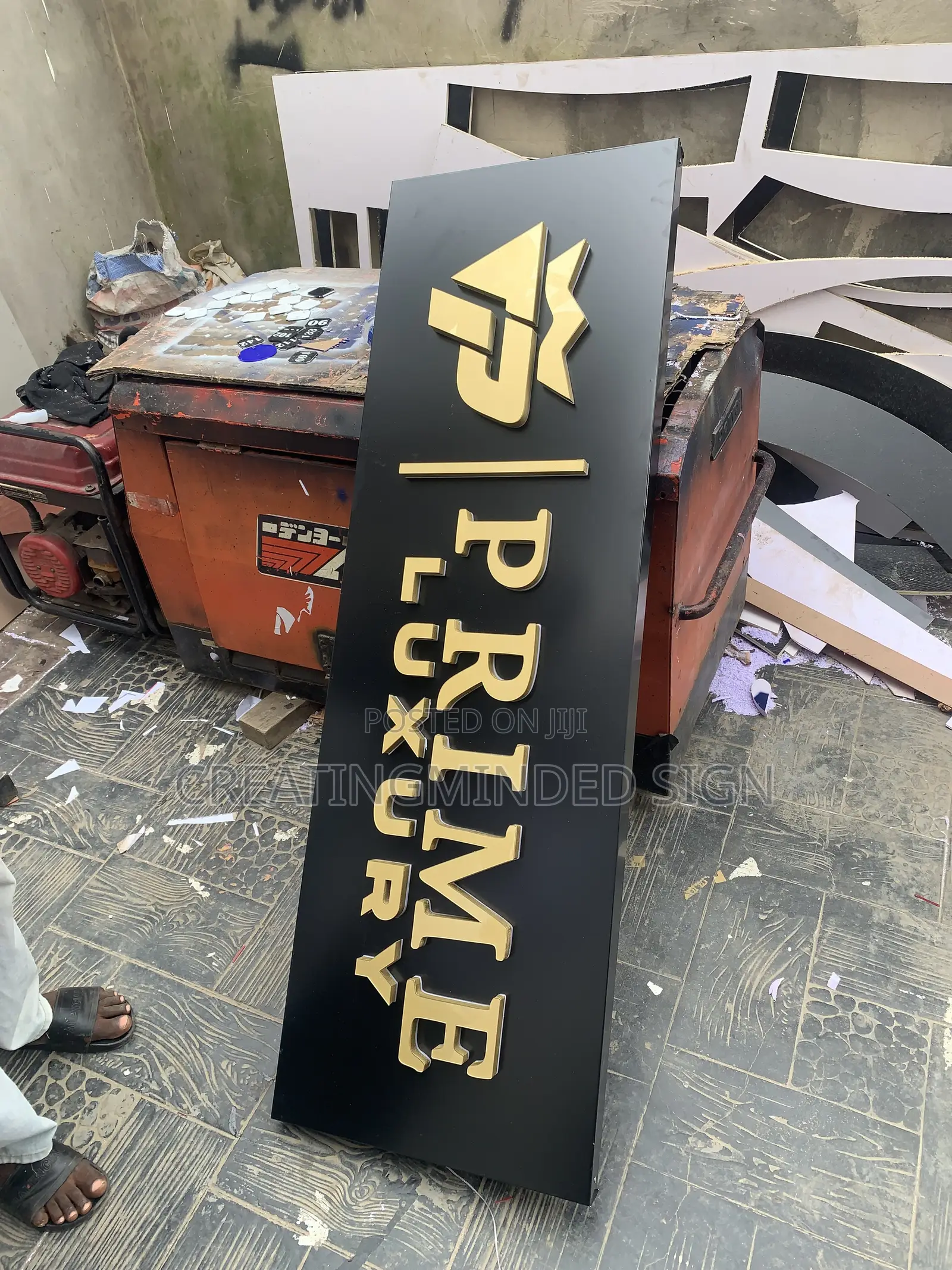 Signage Frame & More
