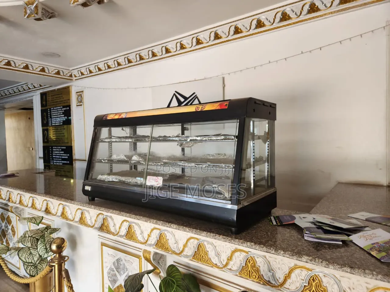 Slicee, Snack Display Storage Container