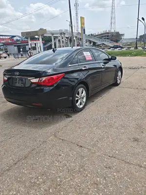 Hyundai Sonata Limited Sedan FWD (2.4L 4cyl 6A) 2011 Black