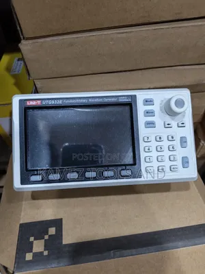 Uni-T  30 MHZ Utg932e  Function / Arbitrary Waveform Generator
