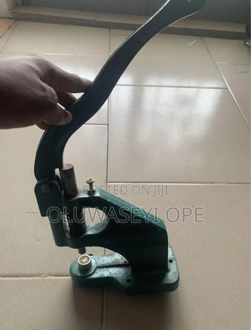 Eyelet Machine