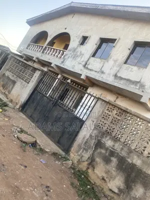 4bdrm Block of Flats in Crossing, Ifo for sale