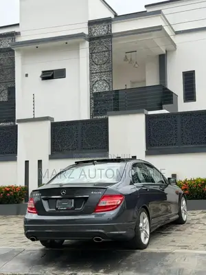 Mercedes-Benz C350 2011 Gray