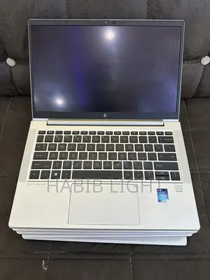 Laptop HP EliteBook 640 G10 32GB Intel Core i7 SSD 512GB