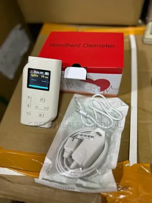 Handheld Purse Oximeter