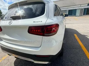Mercedes-Benz GLC-Class 2022 White