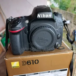Nikon D7200 Body