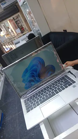 Laptop HP EliteBook 840 G7 8GB Intel Core i5 SSD 256GB