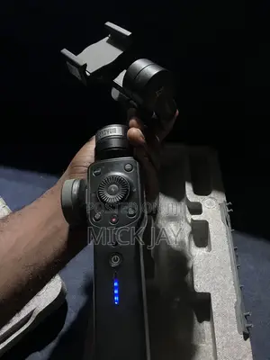 Zhiyun Smooth 4 Mobilephone Handheld Gimbal Stabilizer