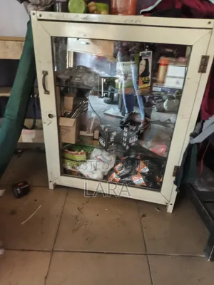 Used Showcase Glass