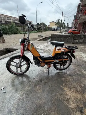 Motorcycle 1988 Orange